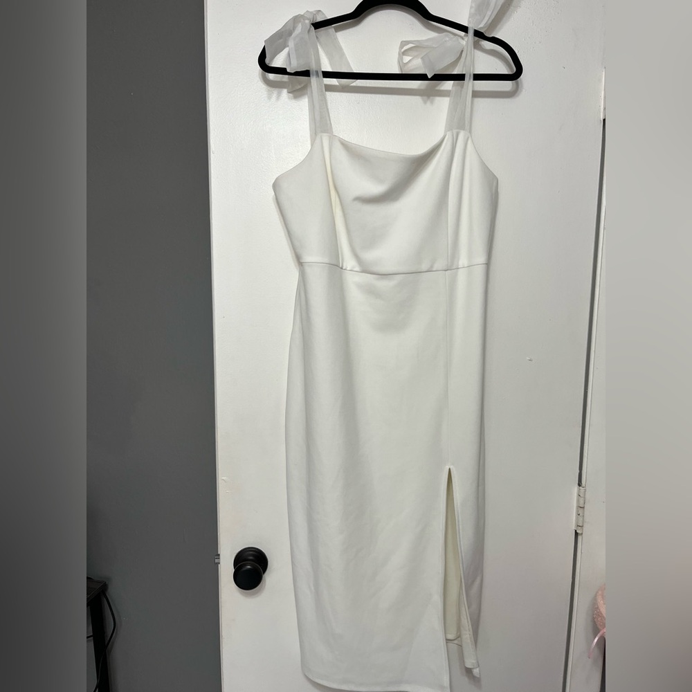 Lulu's Elegant White Maxi Dress